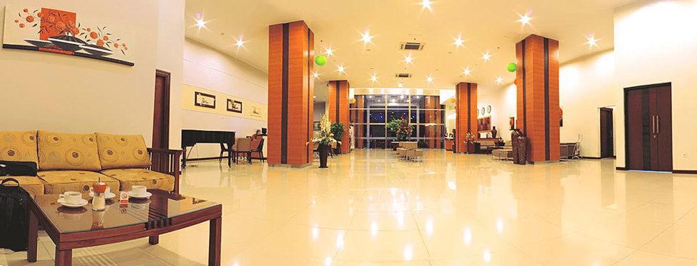 Lampion Hotel Solo Exterior photo